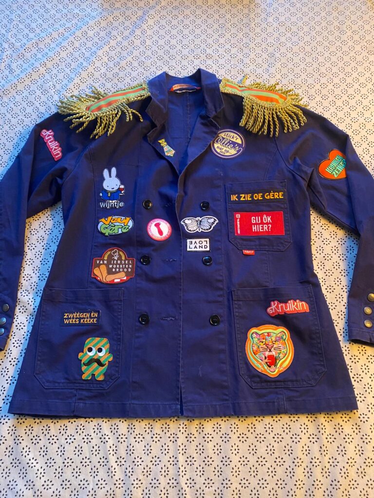 vest-4 vest-4